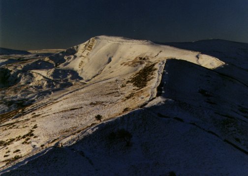 mam_tor_from_back_tor.jpg (35154 bytes)