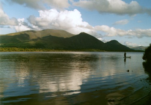 skiddaw_from_bassenthwaite.jpg (30805 bytes)